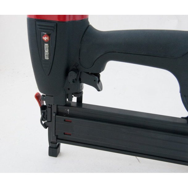4PRO1250 - Smeigių kalimo įrankis (1.2 mm) (15 - 50 mm) (18 ga) (8)