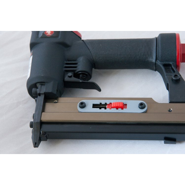 4PRO0625 - Smeigių kalimo įrankis (0.6 mm) (12 - 25 mm) (23 ga) (4)